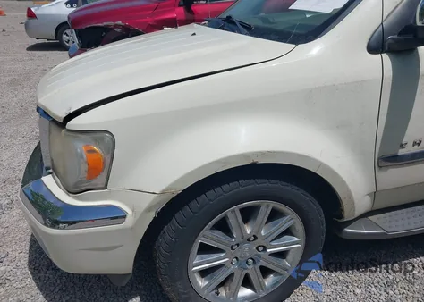 2007 Chrysler Aspen Limited from USA, damaged, VIN 1A8HW58207F509980